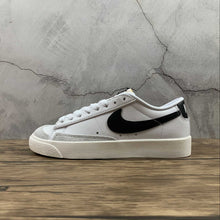 Cargar imagen en el visor de la galería, Blazer Low 77 White Black-Sail-White DC4769-102