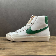Cargar imagen en el visor de la galería, Blazer Mid 77 Vintage “Pine Green” White Pine Green