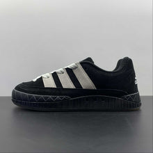 Cargar imagen en el visor de la galería, Adidas Adimatic HM Core Black Crystal White HQ6900