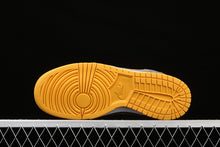 Cargar imagen en el visor de la galería, Dunk High Premium SB Light Umber Hot House