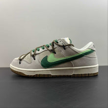 Cargar imagen en el visor de la galería, Dunk Low SE Summit White Phantom-Cinnabar