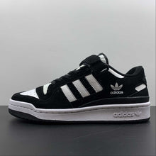 Cargar imagen en el visor de la galería, Adidas Forum 84 Low Panda Cloud White Core Black GW0695