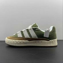 Cargar imagen en el visor de la galería, Adidas Adimatic HM Green Brown HP9914