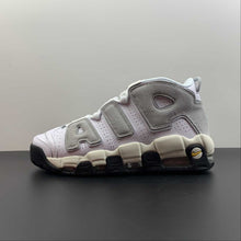 Cargar imagen en el visor de la galería, Air More Uptempo 96 White Solar Flare DZ4516-100