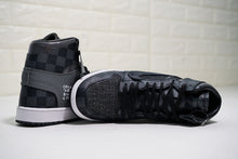 Cargar imagen en el visor de la galería, Air Jordan 1 High OG NRG OW Louis Vuitton Black Steel Grey Grid AO0818-001