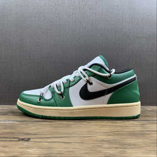 Cargar imagen en el visor de la galería, Air Jordan 1 Low White Stadium Green-Black 553558-129