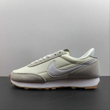 Cargar imagen en el visor de la galería, DayBreak Pale Ivory White-Spruce Aura CK2351-101