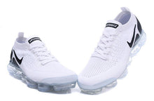 Cargar imagen en el visor de la galería, Air VaporMax Flyknit 2.0 White Black 942842-103