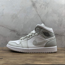 Cargar imagen en el visor de la galería, Air Jordan 1 Mid White Photon Dust Grey Fog DC9035-100