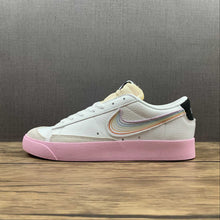 Cargar imagen en el visor de la galería, Blazer Low 77 Vintage “Be True” White Pink DD3034-100