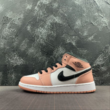 Cargar imagen en el visor de la galería, Air Jordan 1 Mid Pink Quartz Dk Smoke Grey 555112-603