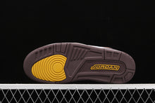 Cargar imagen en el visor de la galería, Air Jordan 3 Retro Antique Brass Brown 626988-018