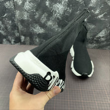 Cargar imagen en el visor de la galería, Balenciaga Triple Speed Graffiti Black