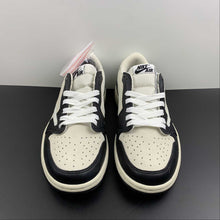 Cargar imagen en el visor de la galería, Air Jordan 1 Retro Low OG SP “Travis Scott” Gray Black Barb DM7866-831