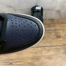 Cargar imagen en el visor de la galería, Air Jordan 1 Retro High OG x Spike Lee Fort Greene (2020) 705588 550