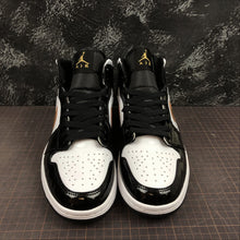 Cargar imagen en el visor de la galería, Air Jordan 1 Mid Black White Gold 554224 007