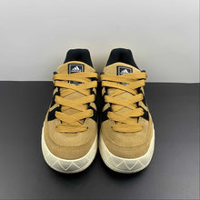 Cargar imagen en el visor de la galería, Adidas Adimatic OG Shoebox HQ3935