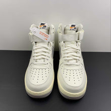 Cargar imagen en el visor de la galería, Air Force 1 High 07 LV8 Sail Medium Grey-Light Bone