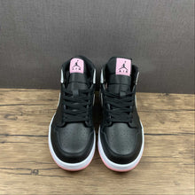 Cargar imagen en el visor de la galería, Air Jordan 1 Mid Black White Arctic Punch (2021) 555112 061