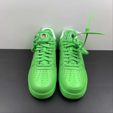 Cargar imagen en el visor de la galería, Air Force 1 07 OW Light Green Spark Metallic Silver DX1419-300