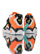 Cargar imagen en el visor de la galería, Air Barrage Mid QS White Black Hyper Grape CD9329-012