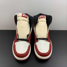 Cargar imagen en el visor de la galería, Air Jordan 1 Retro High OG White Red Chicago Remagned (2022) DZ5485-612