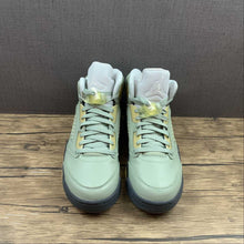 Cargar imagen en el visor de la galería, Air Jordan 5 Retro Jade Horizon Light Silver DC7501-300