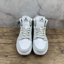 Cargar imagen en el visor de la galería, Air Jordan 1 Mid White Photon Dust Grey Fog DC9035-100