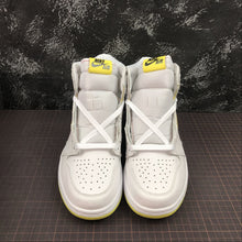 Cargar imagen en el visor de la galería, Air Jordan 1 Retro High OG White Volt 555088-170