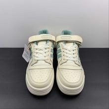 Cargar imagen en el visor de la galería, Adidas Forum 84 Low X Disney Stitch