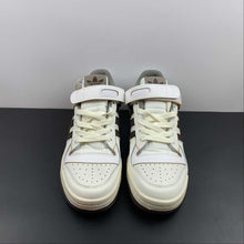 Cargar imagen en el visor de la galería, Adidas Forum 84 Low Simple Brown Rice White GX4567
