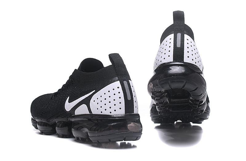 Vapormax blanco y negro hot sale