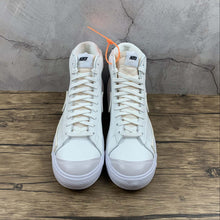 Cargar imagen en el visor de la galería, Blazer Mid 77 Infinite Summit White White Sail DA7233-101