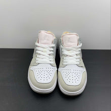 Cargar imagen en el visor de la galería, Air Jordan 1 Low White Grey DN1635-100