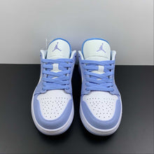 Cargar imagen en el visor de la galería, Air Jordan 1 Low White Blue DC0774-141