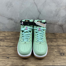 Cargar imagen en el visor de la galería, Air Force 1 High 07 LV8 Enamel Green Enamel Green CT2306-300