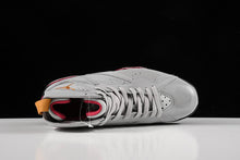 Cargar imagen en el visor de la galería, Air Jordan 7 Retro Reflections of a Champion Silver Cardinal Red-Black