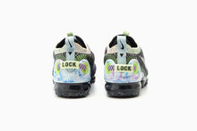 Cargar imagen en el visor de la galería, Air VaporMax 2020 FK Black White Barely Volt Atomic Pink CT1933-001