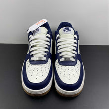 Cargar imagen en el visor de la galería, Air Force 1 07 LV8 Sail Midnight Navy DQ7659-101