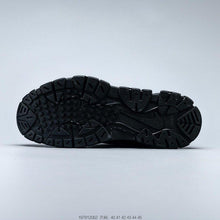 Cargar imagen en el visor de la galería, Air Barrage Mid QS Fire Attack Retro Full Black