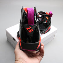 Cargar imagen en el visor de la galería, Air Jordan 7 Black Patent Leather