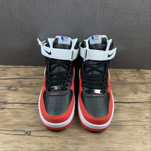 Cargar imagen en el visor de la galería, Air Force 1 High “75th Anniversary” White Black Red DC8870-001