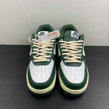 Cargar imagen en el visor de la galería, Air Force 1 07 LV8 “Goodbye 82” Dk Green Beige Yellow DO5220-169