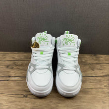 Cargar imagen en el visor de la galería, Air Flight 13 Mid White Grey Green 579961-106