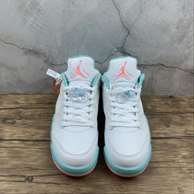 Cargar imagen en el visor de la galería, Air Jordan 5 Retro Low Light Aqua 440892-100