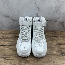 Cargar imagen en el visor de la galería, Air Force 1 High 07 LV8 3M Summit White Metallic Silver CU4159-100