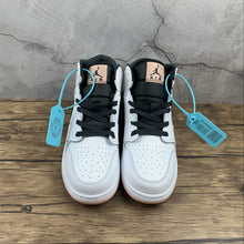 Cargar imagen en el visor de la galería, Air Jordan 1 Mid White Anthracite Arctic Orange (2021) 554725 180