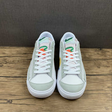 Cargar imagen en el visor de la galería, Blazer Low 77 Flyleather x Mayumi Yamase