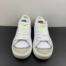Cargar imagen en el visor de la galería, Blazer Low 77 Jumbo White Black-White-Sail