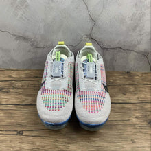 Cargar imagen en el visor de la galería, Air VaporMax 2020 FK Pure Platinum Black-Multi CJ6740-001